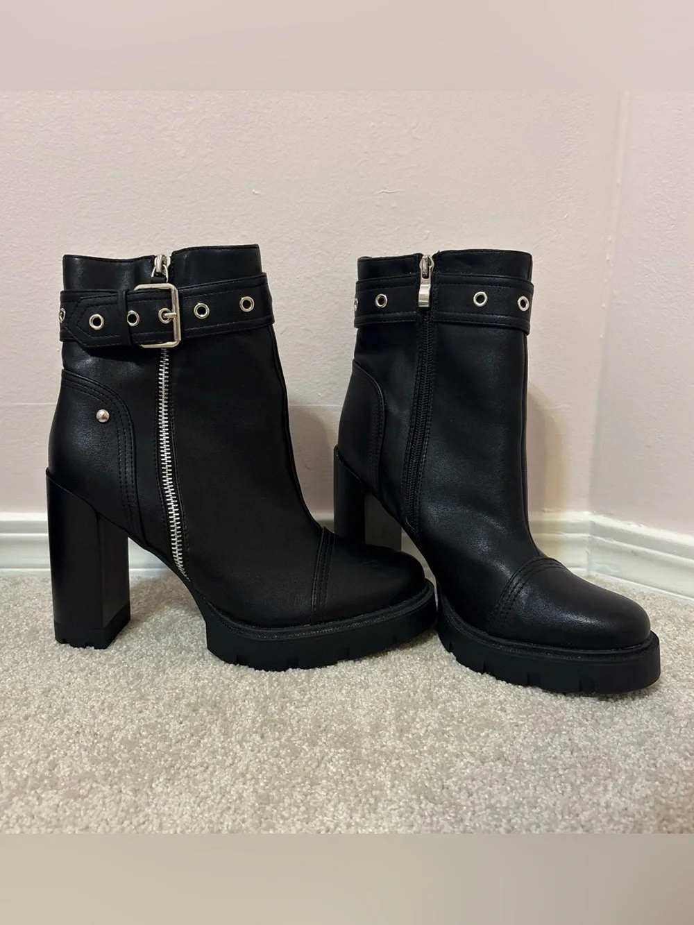 Azalea Wang Glasgow Booties in Black